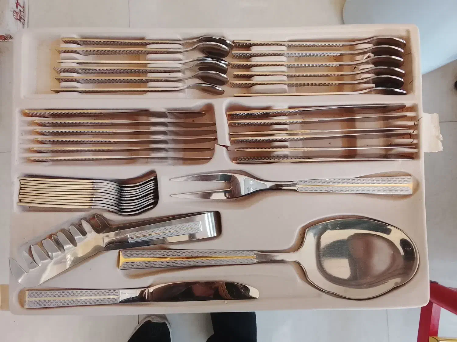 سرویس قاشق|ظروف سرو و پذیرایی|آبسرد, |دیوار