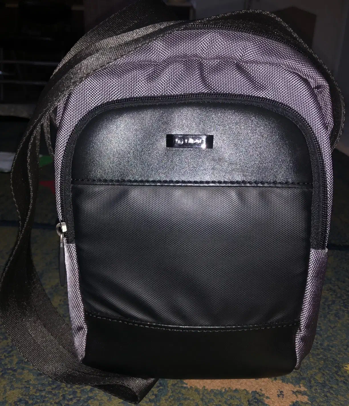 کیف برزنت و چرم اسپرت برند خارجی|کیف، کفش، کمربند|رشت, فلسطین|دیوار