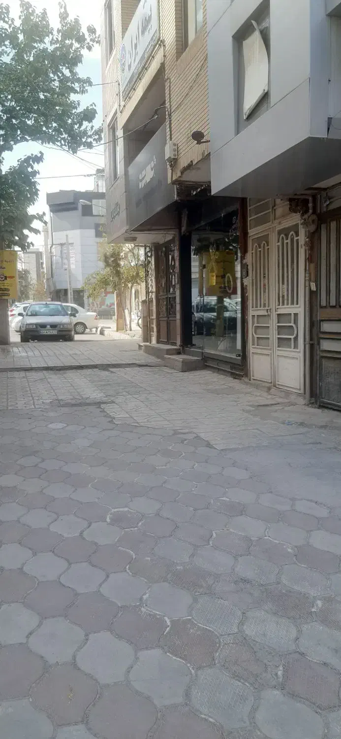 مغازه ۴۰ متری قاسم آباد چهارراه مخابرات شریعتی ۲۸|اجارهٔ مغازه و غرفه|مشهد, ولیعصر (شهرک غرب)|دیوار