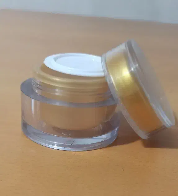 ظرف ۳۰ گرمی دو جداره مخصوص ژل رویال و کرم|ظروف نگهدارنده، پلاستیکی، یک‌بارمصرف|گرگان, |دیوار