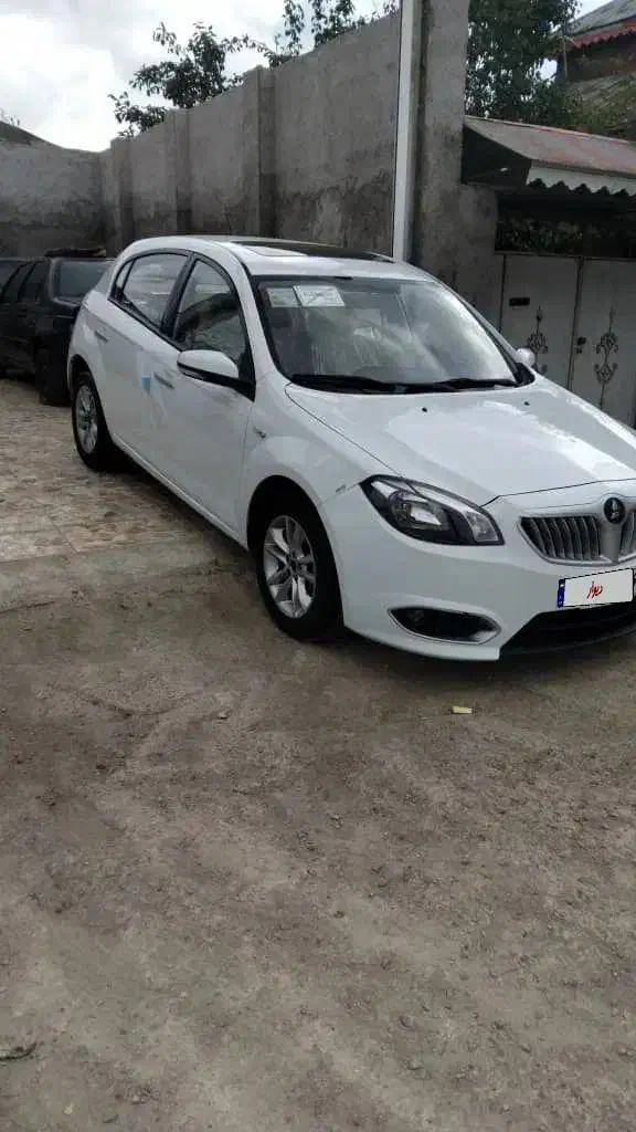 برلیانس ۳۲۰|خودرو سواری و وانت|رشت, ولکس|دیوار