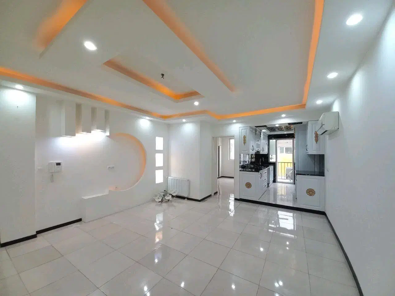 55متر. پارکینگ. آسانسور سندتک برگ. خاصترین|فروش آپارتمان|تهران, صادقیه|دیوار