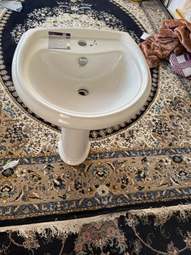 روشویی کاملا نو|لوازم سرویس بهداشتی|اسفراین, |دیوار