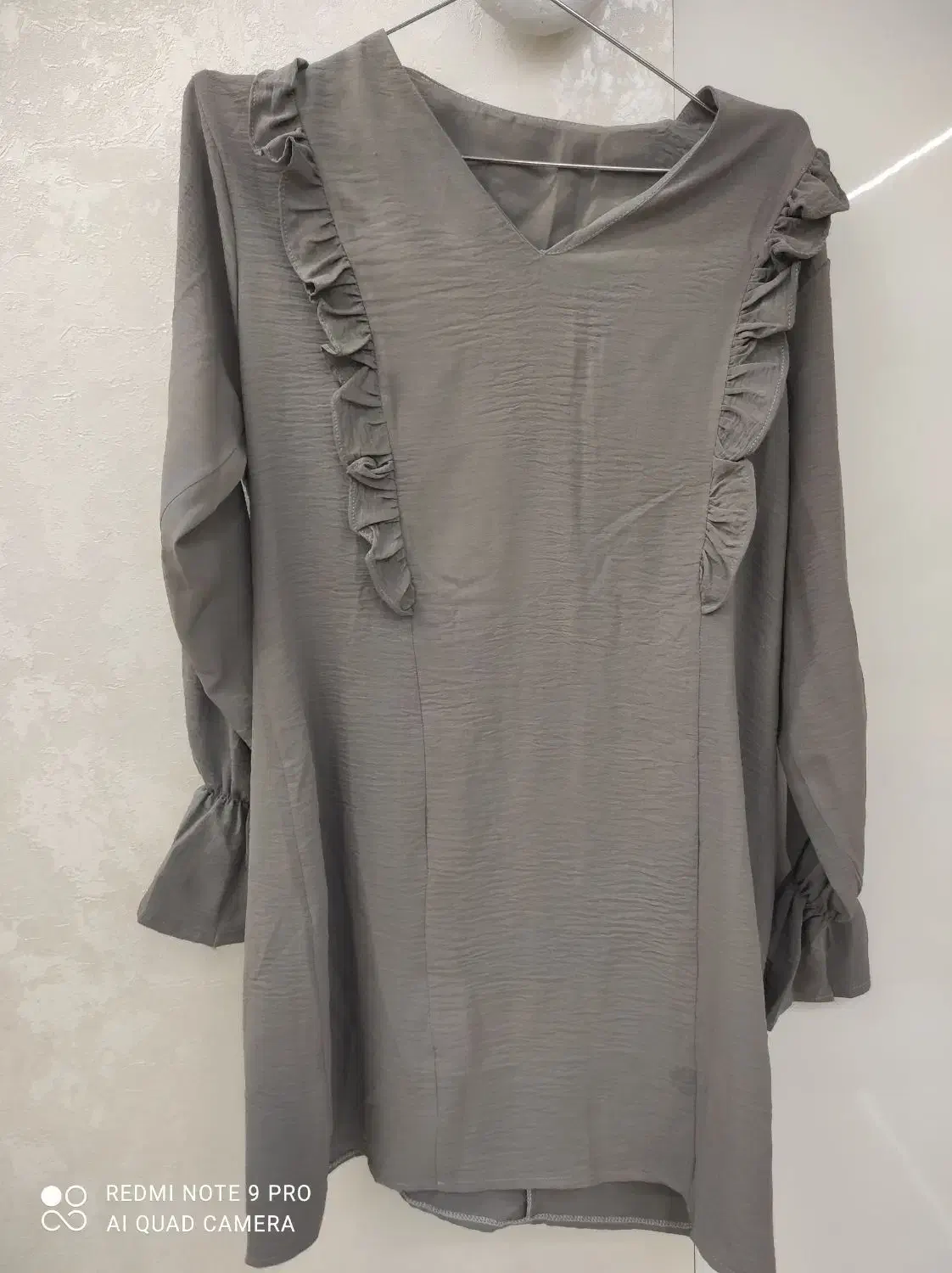 لباس زنانه|لباس|ساوه, |دیوار