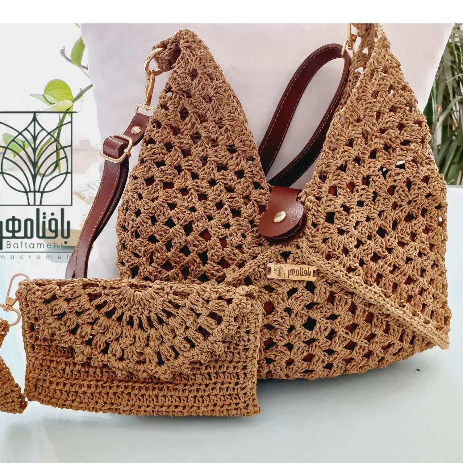 فروش محصول|کیف، کفش، کمربند|صومعه‌سرا, |دیوار