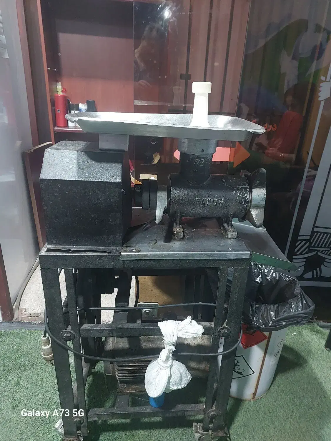 چرخ گوشت|سایر لوازم برقی|رشت, فلسطین|دیوار