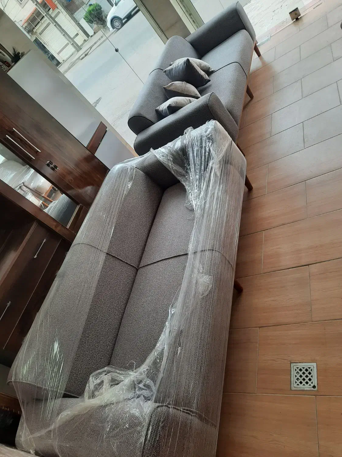 مبل ۸ نفره مینی مال|مبلمان خانگی و میز عسلی|رشت, گلزاران|دیوار