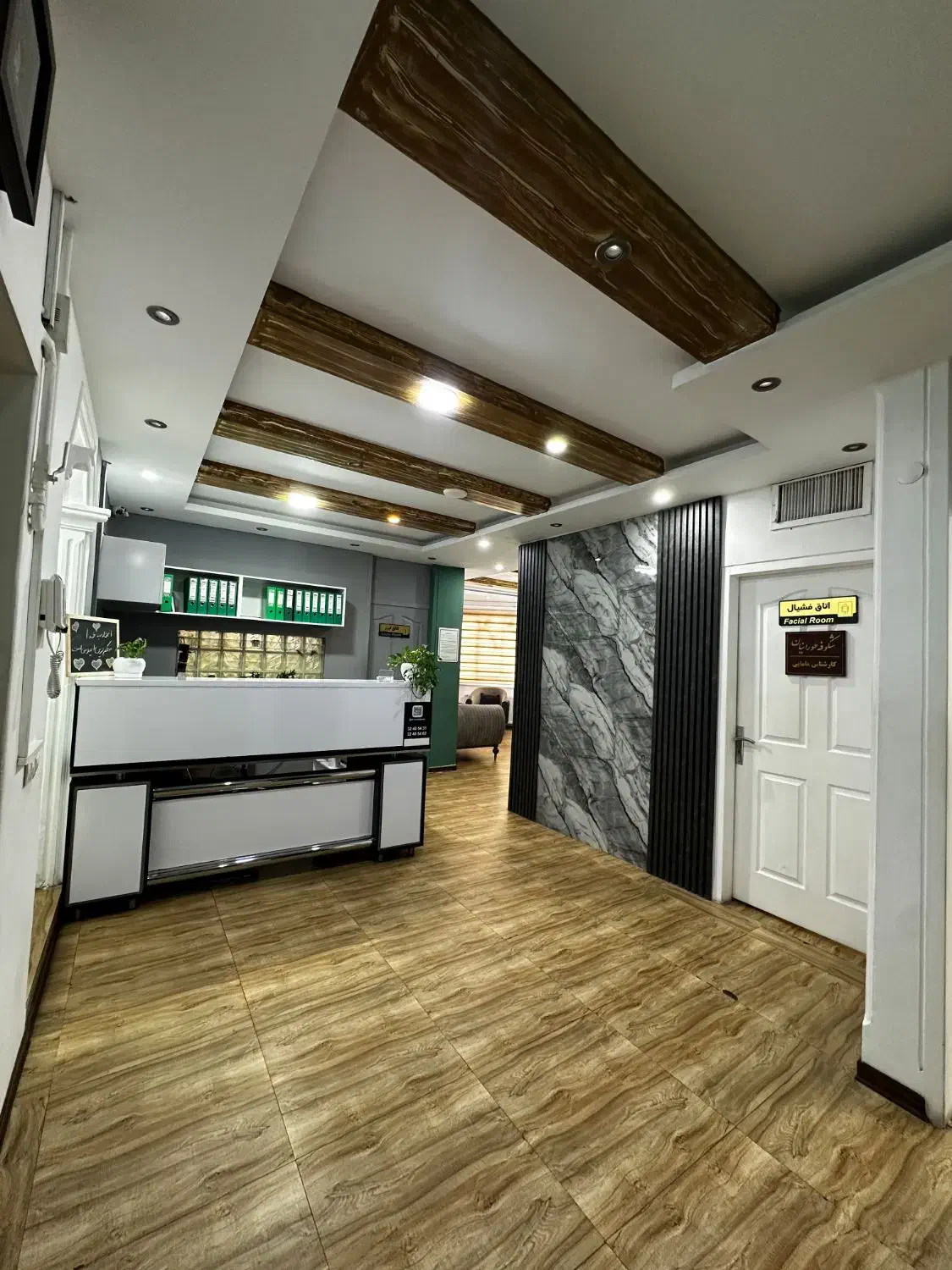 اپراتورلیزرحرفه ای،پذیرش،منشی|استخدام درمانی، زیبایی، بهداشتی|کرج, برغان|دیوار