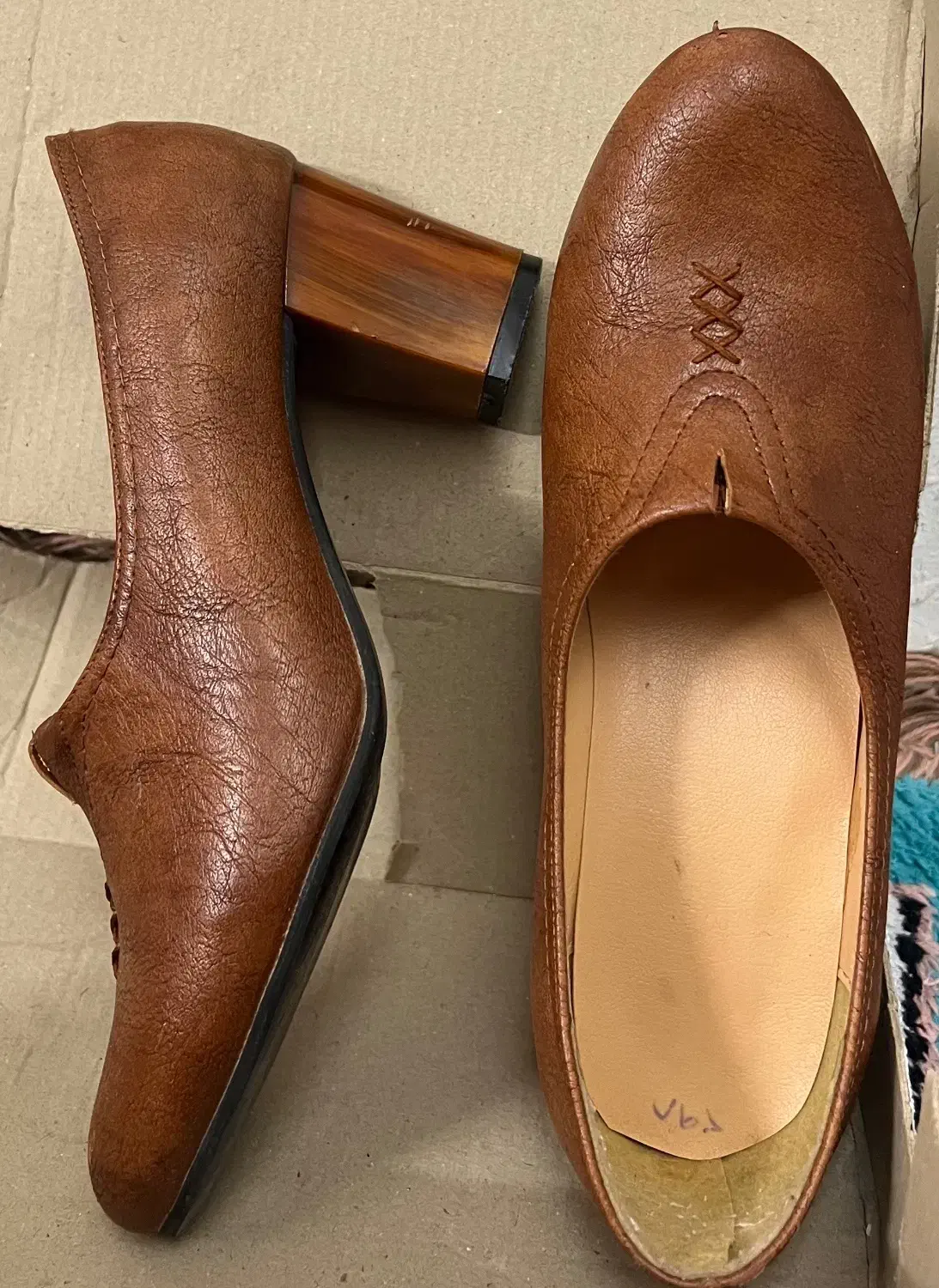 کفش|کیف، کفش، کمربند|بوشهر, |دیوار