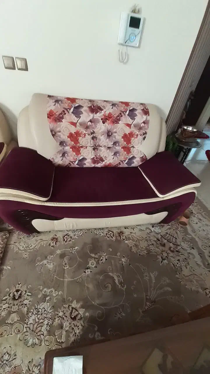 مبل ۷ نفره مخمل راحتی|مبلمان خانگی و میز عسلی|اصفهان, صدف|دیوار