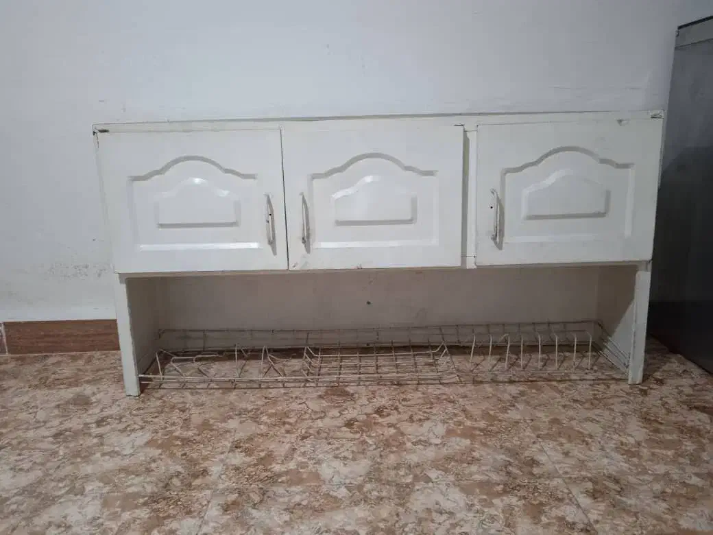 آبچکان|آب‌چکان و نظم‌دهنده ظروف|اسلام‌‌آباد غرب, |دیوار