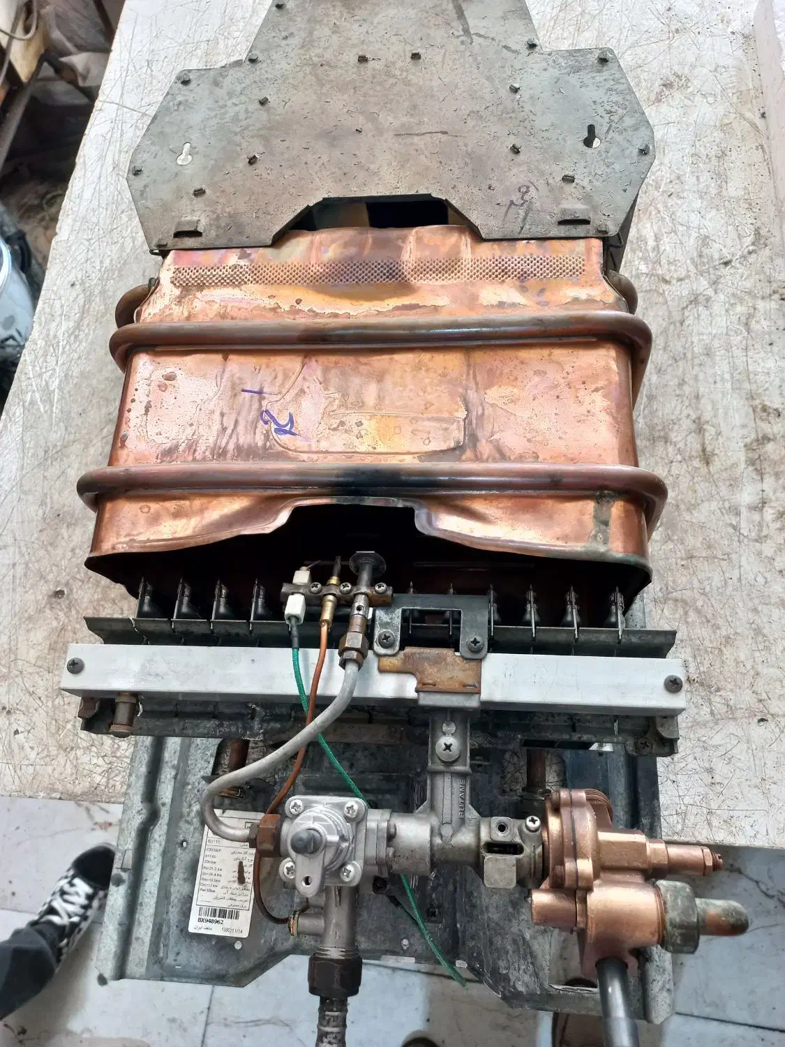 آبگرمکن.۳۱۱۵ دیواری بوتان|آبگرمکن، پکیج، شوفاژ|قرچک, مهدیه|دیوار