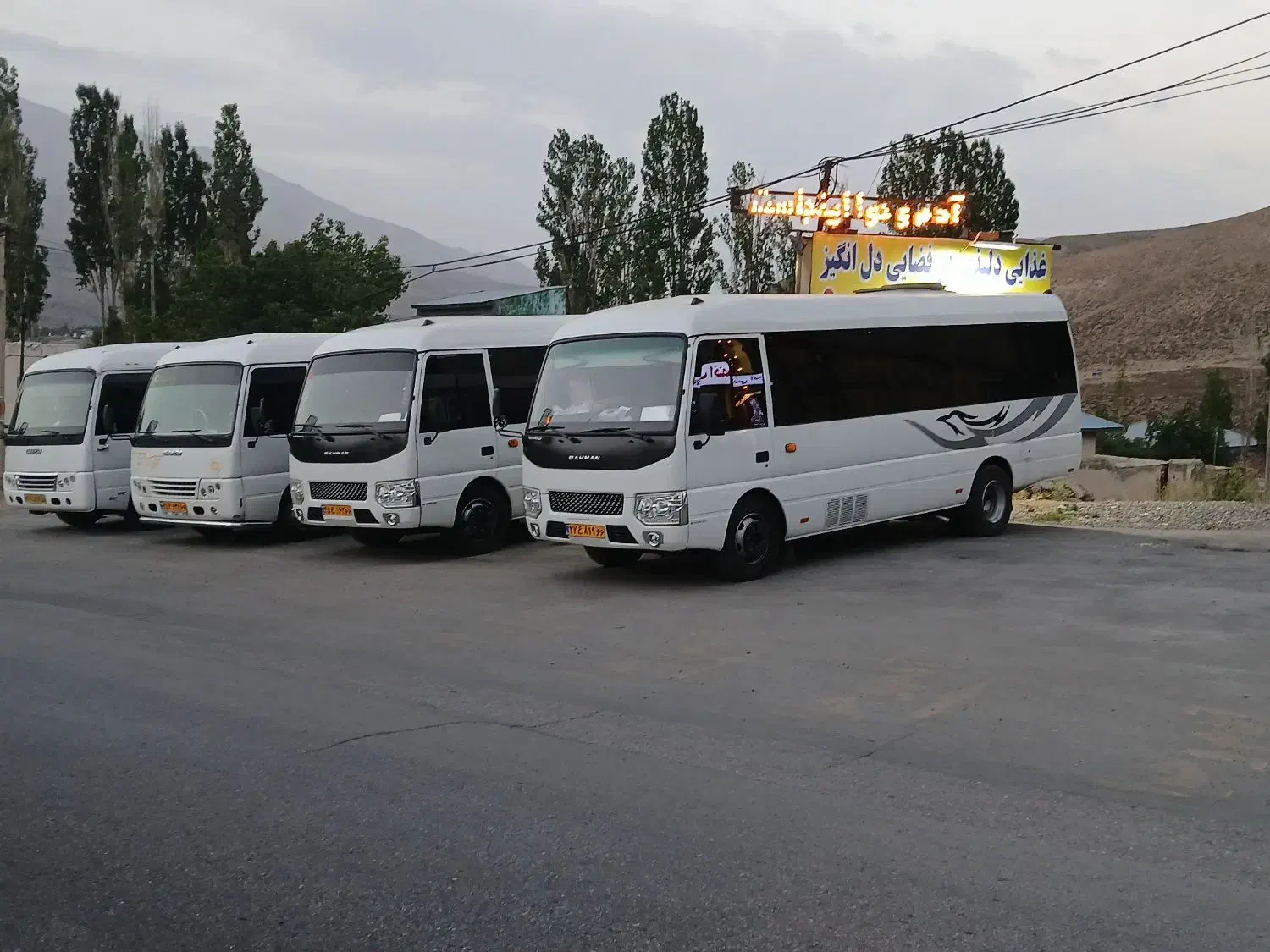 دربستی وسرویس مینی بوس،ایسوزو،اتوبوس،ون،H350|خدمات حمل و نقل|تهران, فرودگاه مهرآباد|دیوار