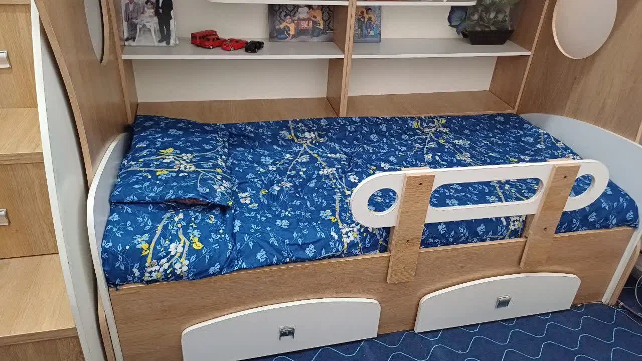 تخت دو طبقه|تخت و سرویس خواب|قم, چهل درخت|دیوار