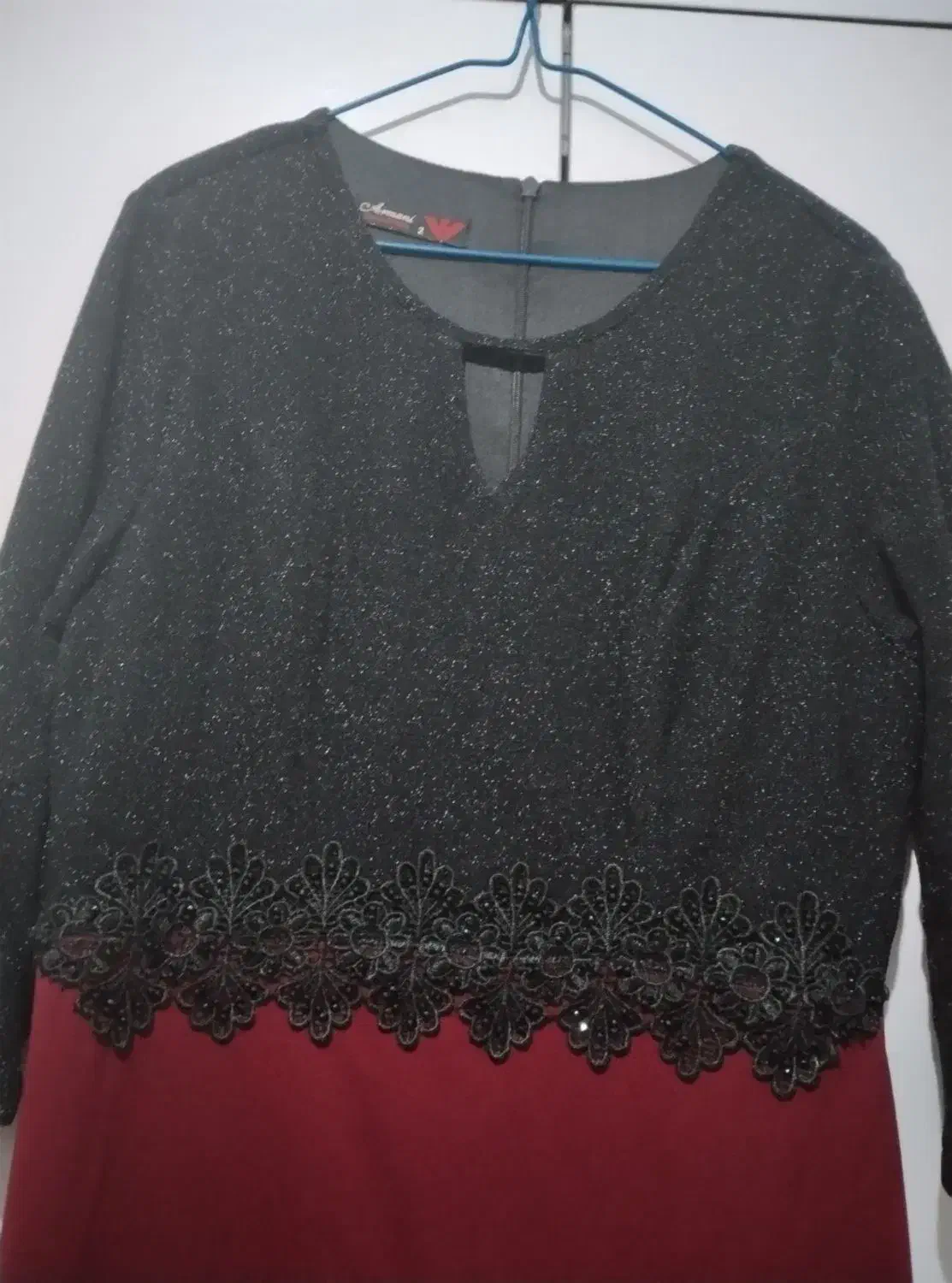 لباس مجلسی|لباس|رباطکریم, شترخوار|دیوار