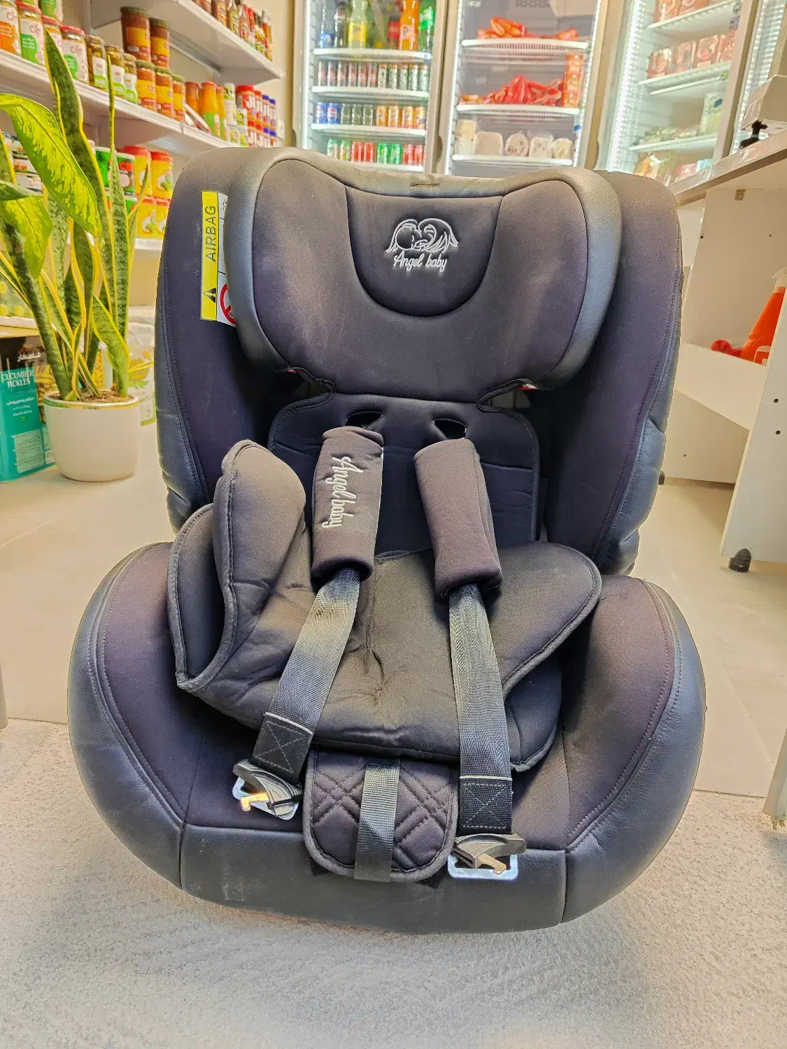 صندلی کودک|اسباب و اثاث بچه|ایلام, |دیوار