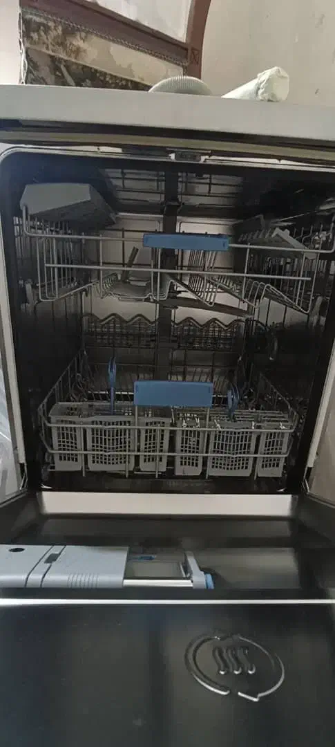 ماشین لباسشویی و ظرف شویی|ماشین لباسشویی و خشککن لباس|کرج, اسلامآباد|دیوار