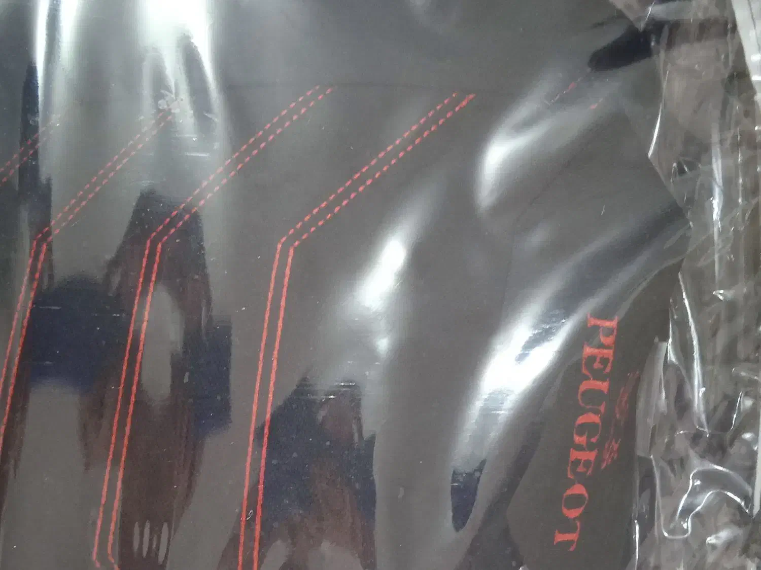 روکش صندلی ماشین مشکی قرمز|قطعات یدکی و لوازم جانبی|رشت, پارک شهر|دیوار