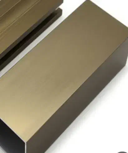 درب الومینیوم شامپاینی درجه یک|مصالح و تجهیزات ساختمان|لردگان, |دیوار