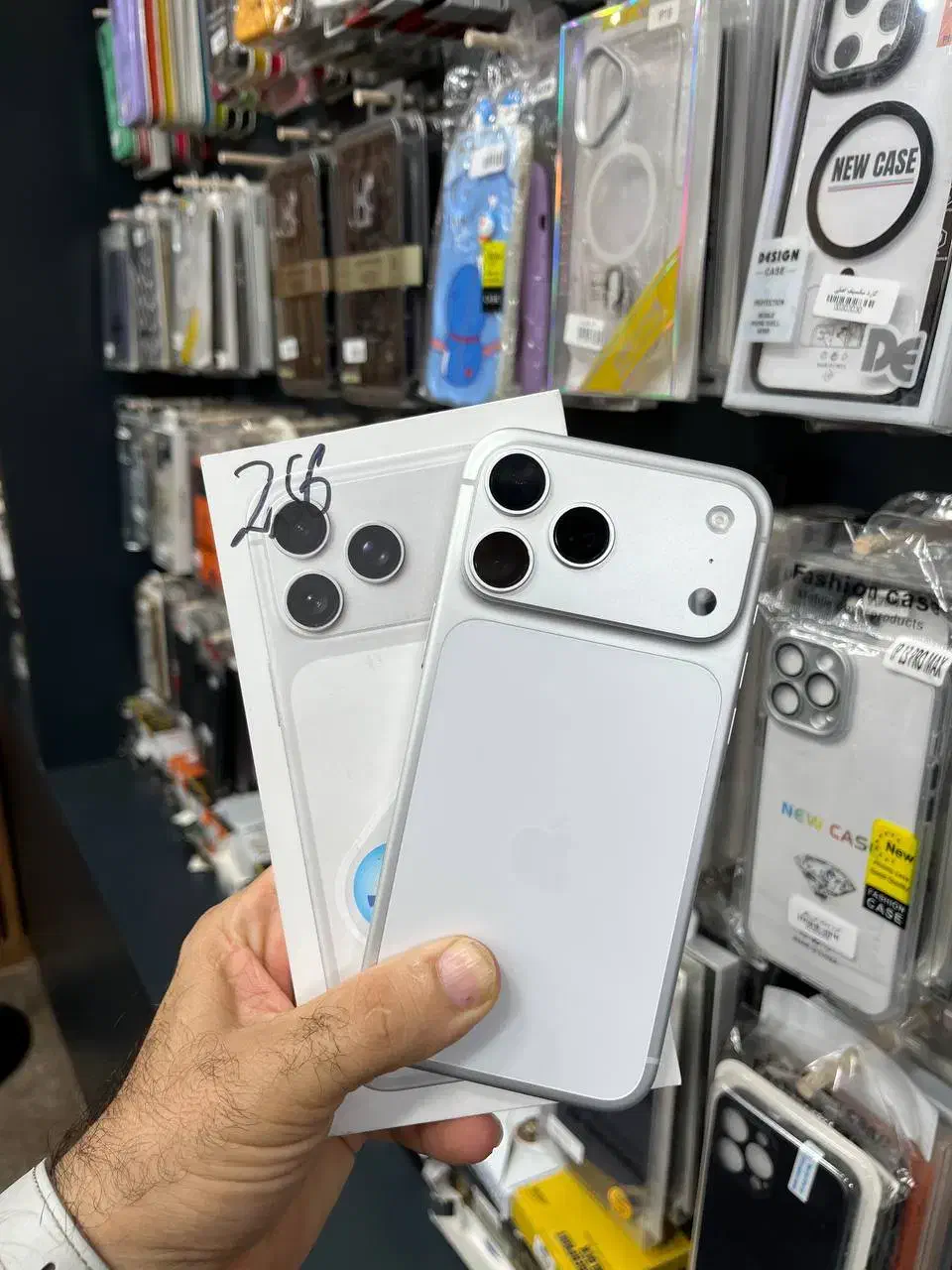 آیفون 17 پرومکس سفید با گارانتی با اقساط بلند مدت|موبایل|رشت, بازار|دیوار