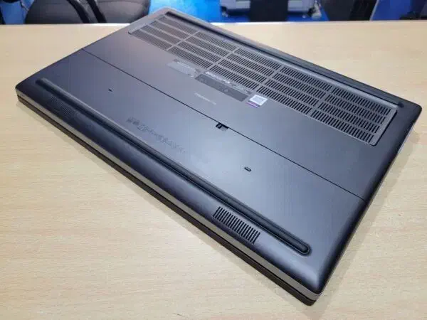 Dell Precision 7740|رایانه همراه|تهران, میدان ولیعصر|دیوار