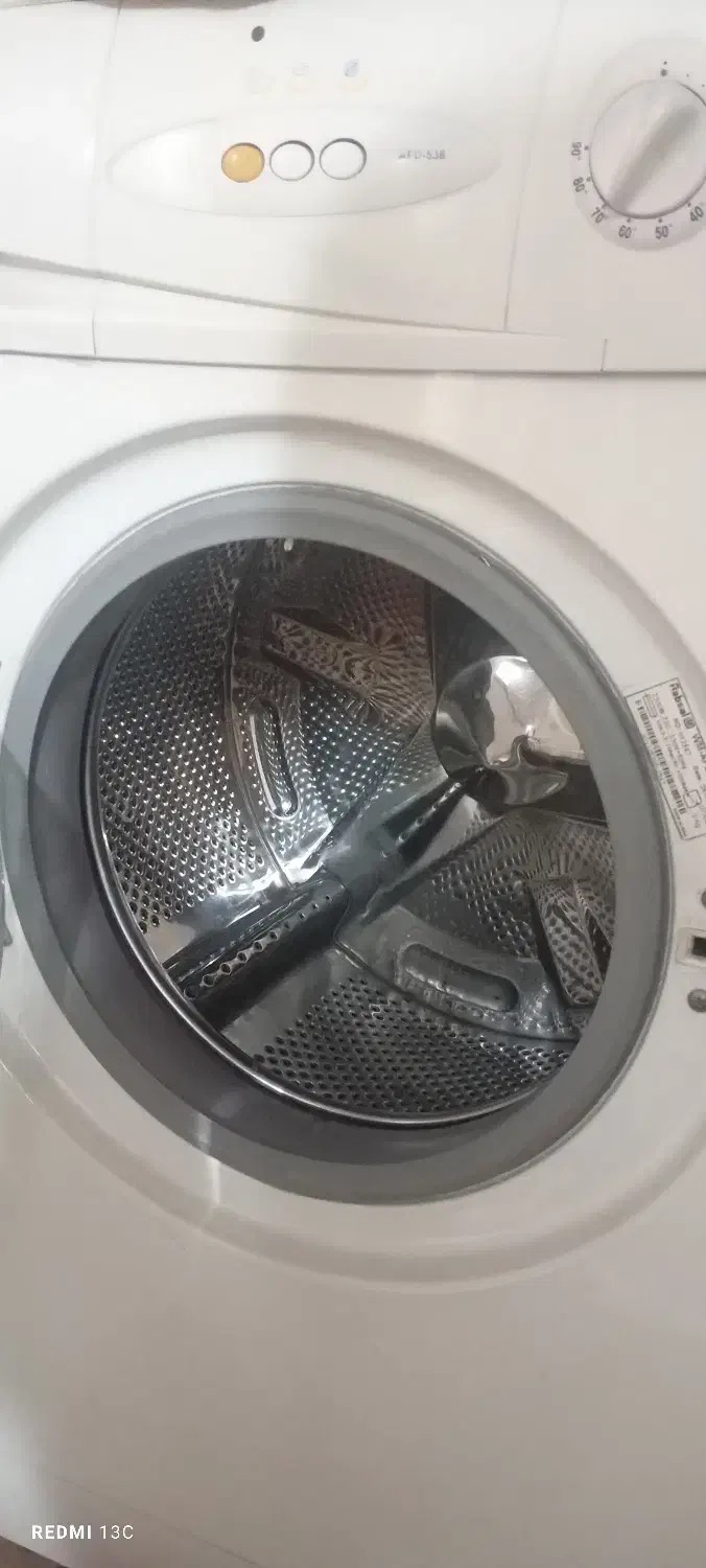 لباسشویی آبسال|ماشین لباسشویی و خشک‌کن لباس|اصفهان, منتظرالمهدی|دیوار