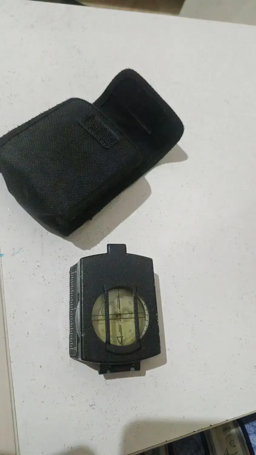 قطب نما|کلکسیون اشیاء عتیقه|بانه, |دیوار