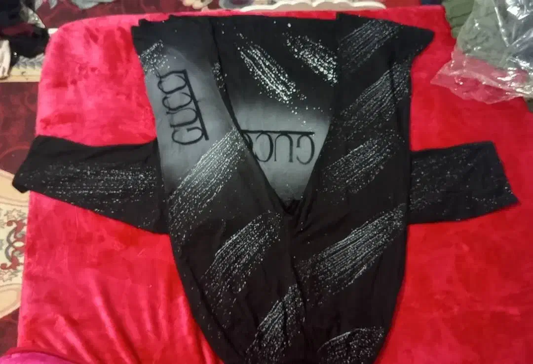 لباس|لباس|یاسوج, |دیوار