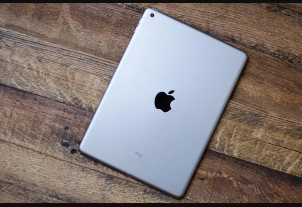 iPad pro آیپد پرو|تبلت|رباط‌کریم, رباط‌کریم|دیوار