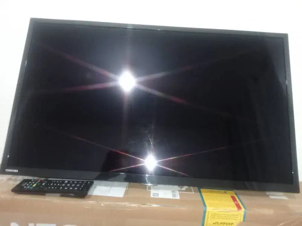 ال ای دی توشیبا..|تلویزیون و پروژکتور|شاهینشهر, فردوسی|دیوار