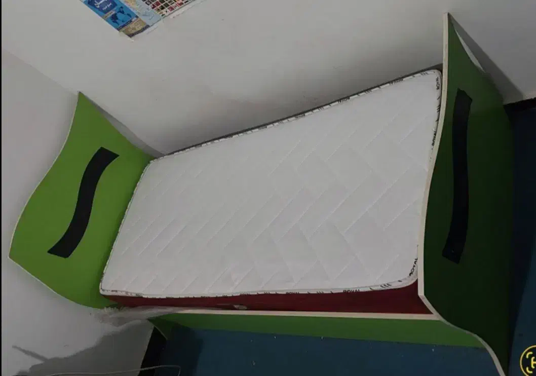 فروش تخت و خوشخواب نوجوان|تخت و سرویس خواب|فیروزآباد (فارس), |دیوار