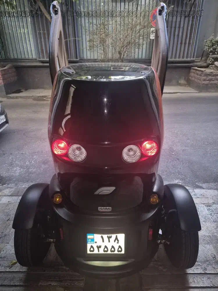 موتورسیکلت چهار چرخ برقی پاراکس موتور (یوز)|موتورسیکلت|تهران, میرداماد|دیوار