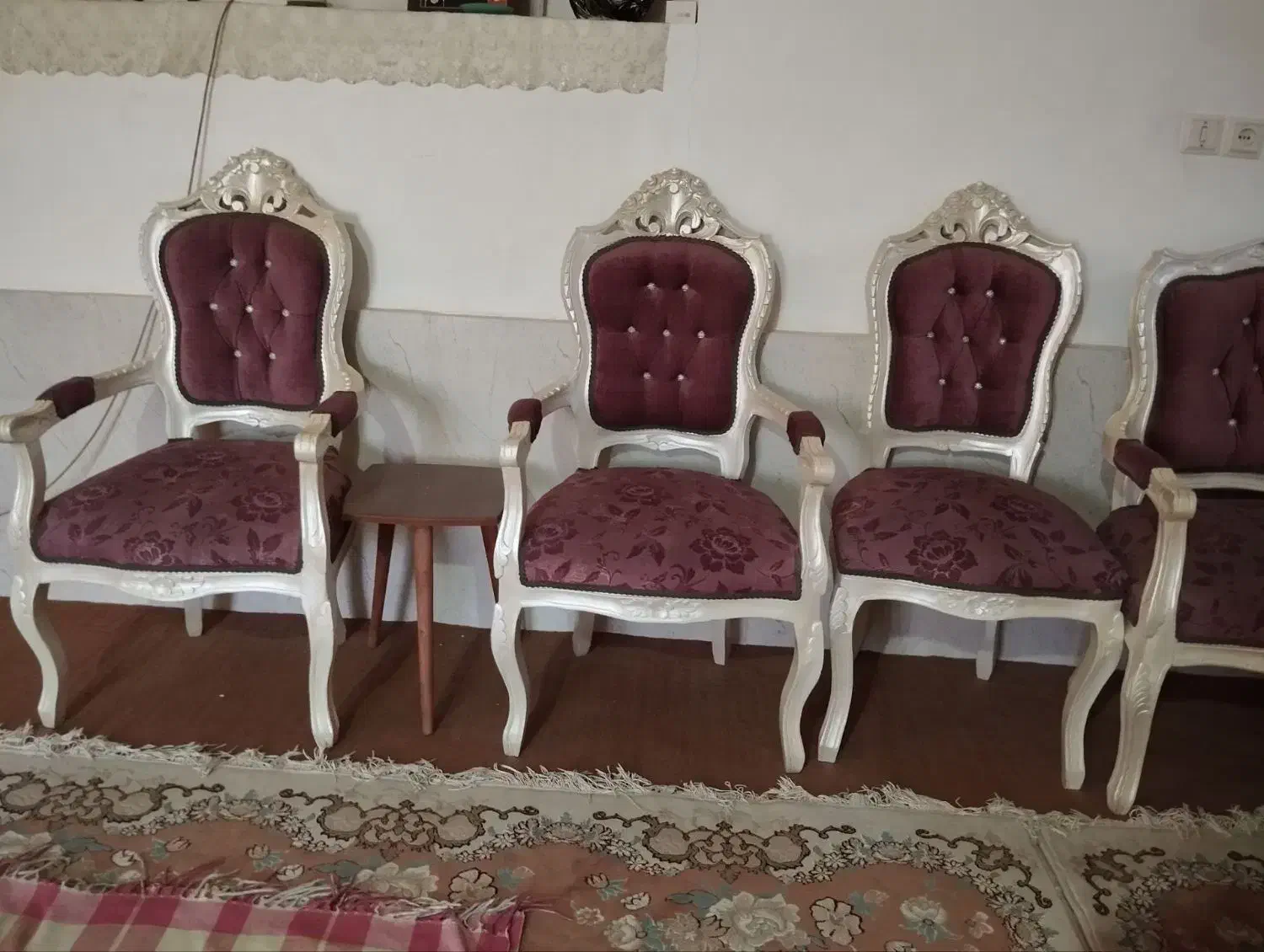 مبل سلطنتی و راحتی|مبلمان خانگی و میز عسلی|گناباد, |دیوار