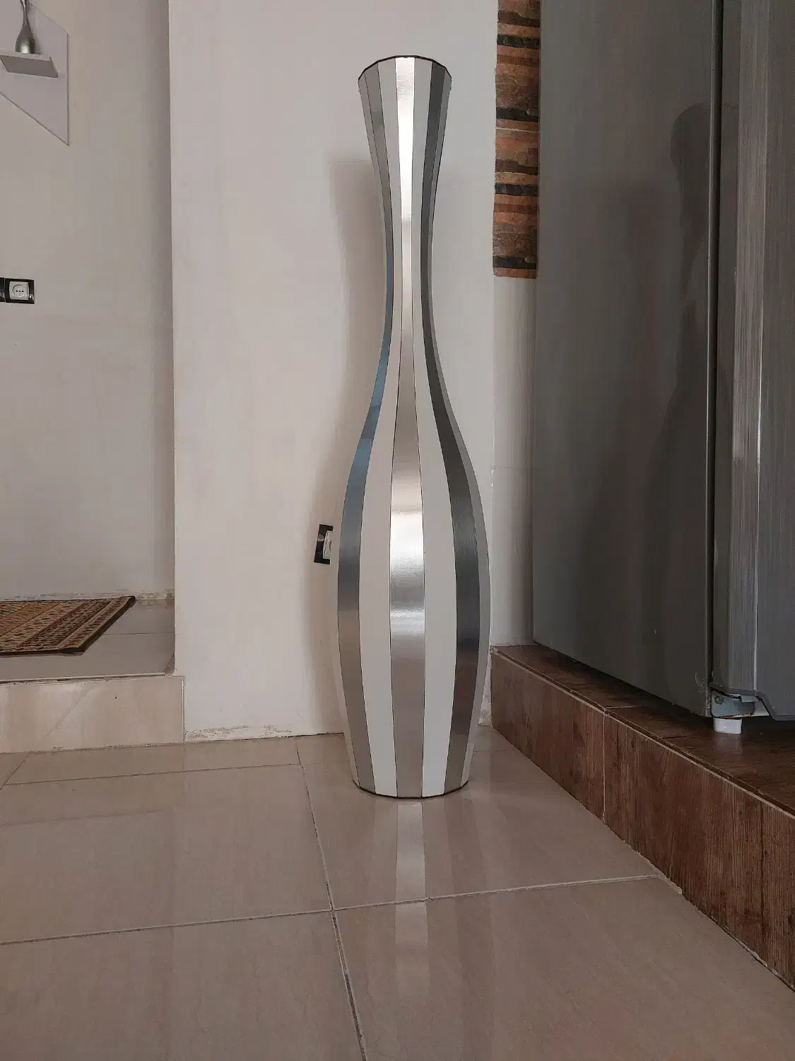 گلدان بزرگ چوبی|صنایع دستی و سایر لوازم تزئینی|کرمانشاه, |دیوار