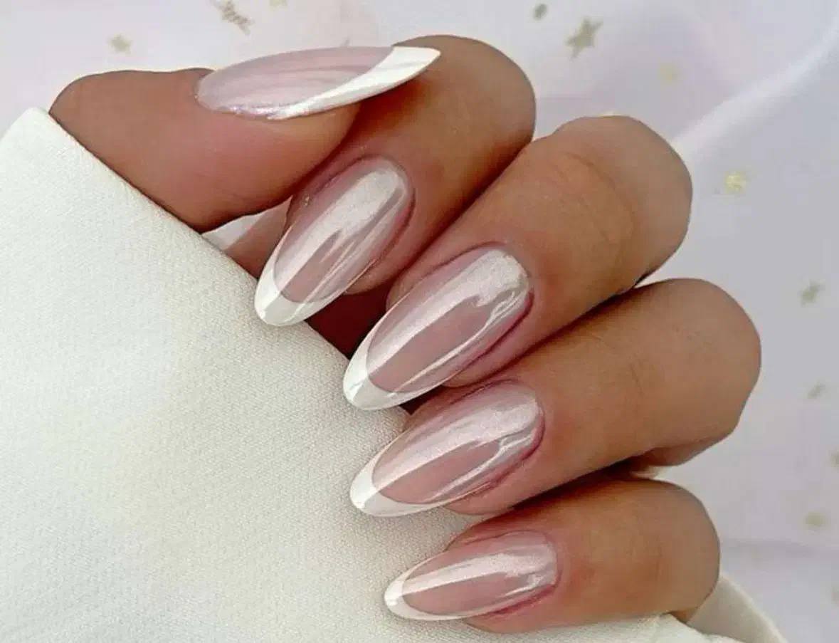 خدمات کاشت ناخن پودنک|خدمات آرایشگری و زیبایی|شیراز, پودنک|دیوار