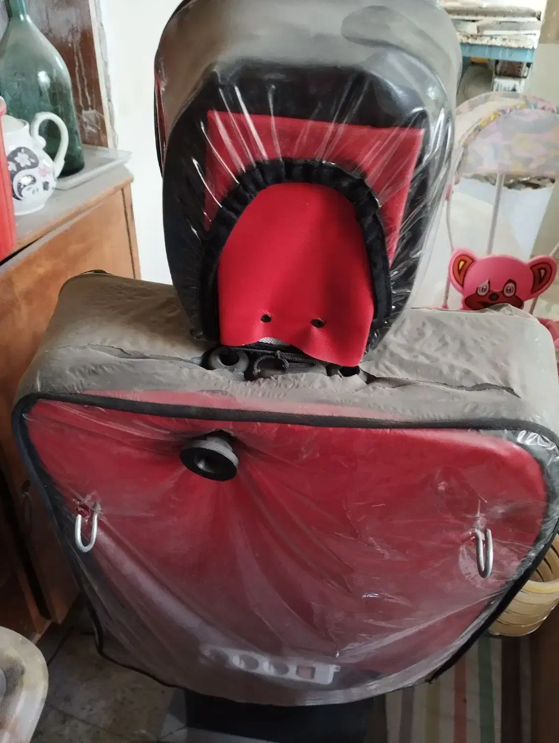 صندلی طرح برقی ثابت|آرایشگاه و سالنهای زیبایی|کاشان, سرپله جدید|دیوار