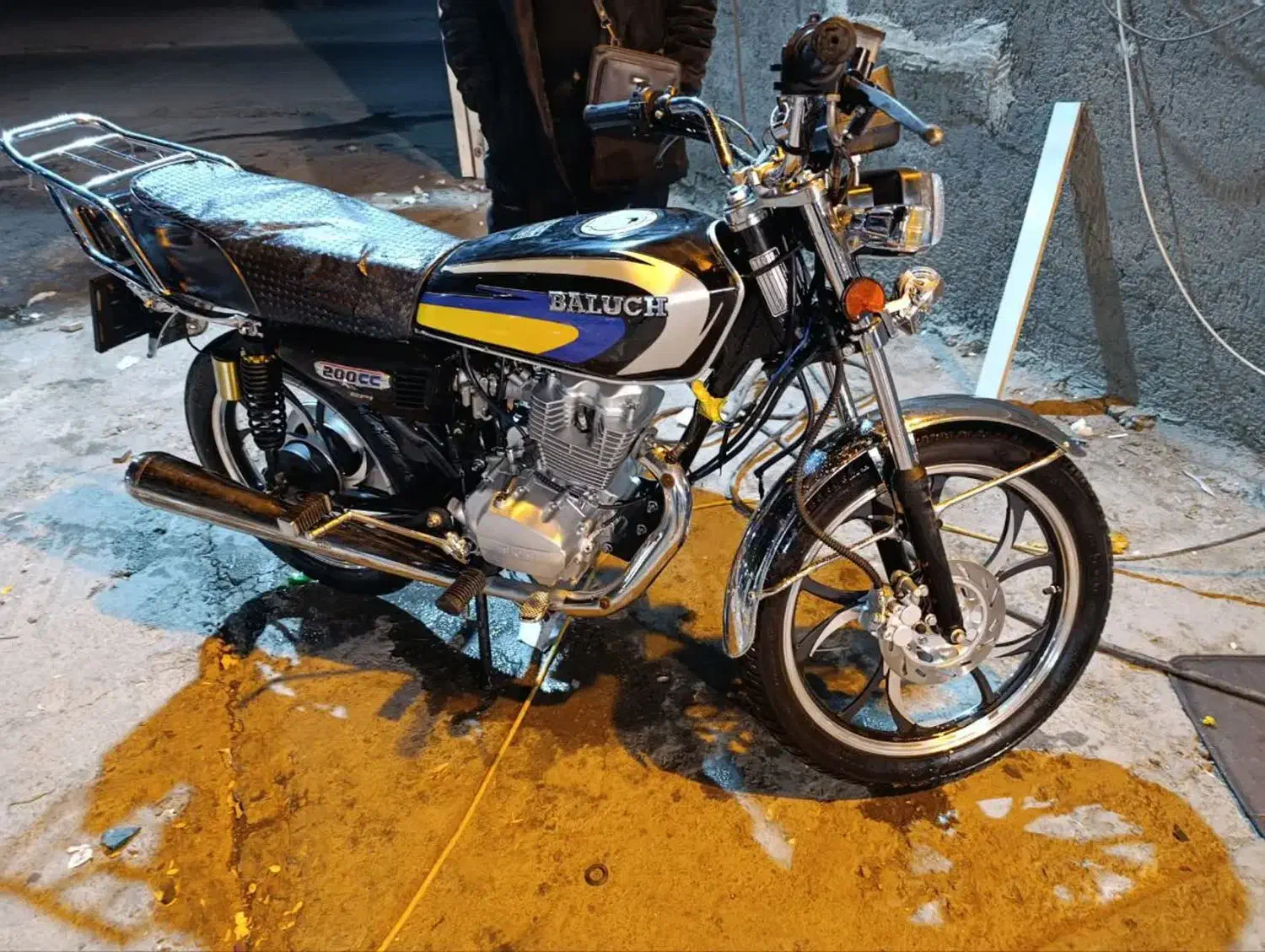 هندا ۲۰۰ قیمت مفت|موتورسیکلت|قم, دروازه ری|دیوار