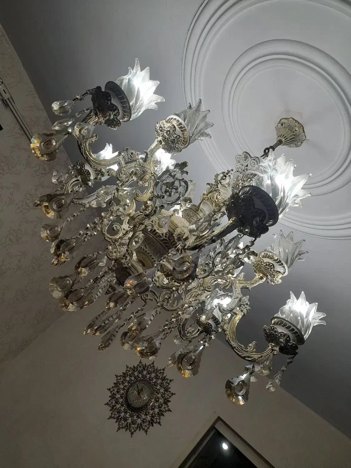 لوستر برنز قیمت ۱۶/۰۰۰/۰۰۰|لوستر و چراغ آویز|ری, سیزده آبان|دیوار