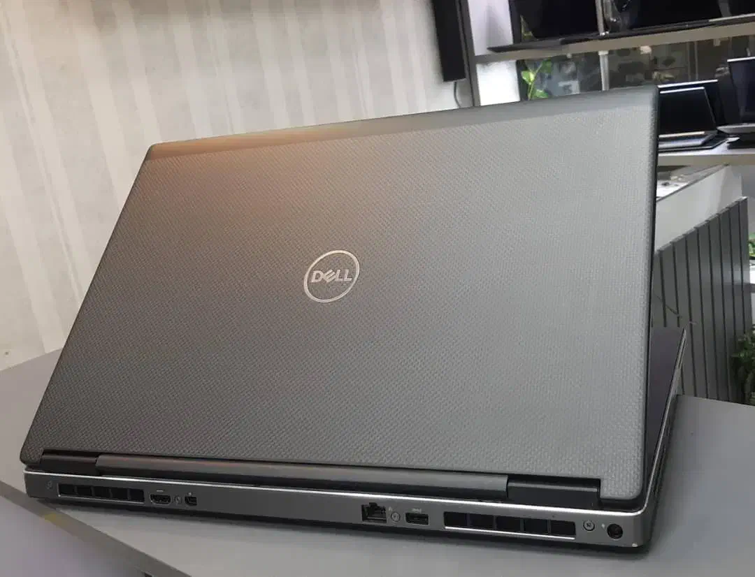 dell 7730 17 xeon 16 512 vga6|رایانه همراه|تهران, فلسطین (میدان انقلاب)|دیوار