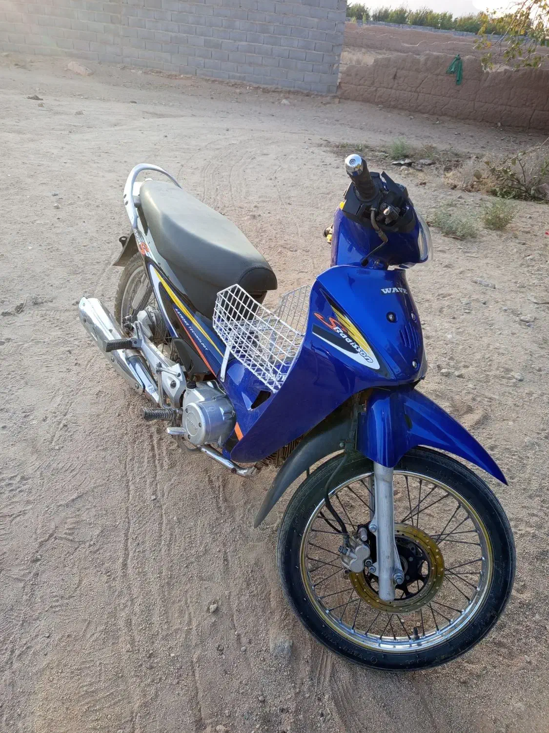 بی کلاچ‌ هندا ۱۲۵‌ تمیزفاقد مدارک|موتورسیکلت|نیر (یزد), |دیوار