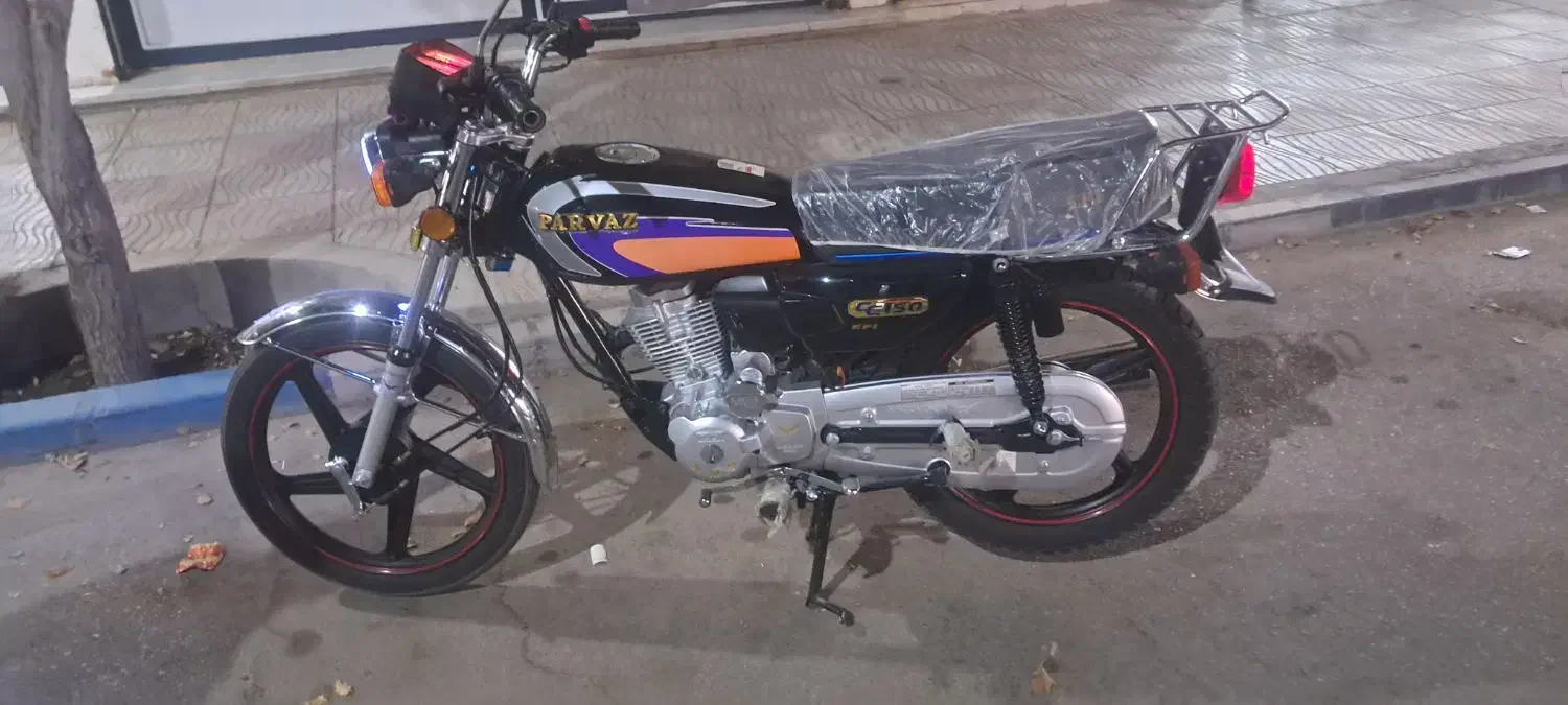 یک عدد وسیله برای نقلیه دارم برای فرووش فوری|موتورسیکلت|میبد, |دیوار