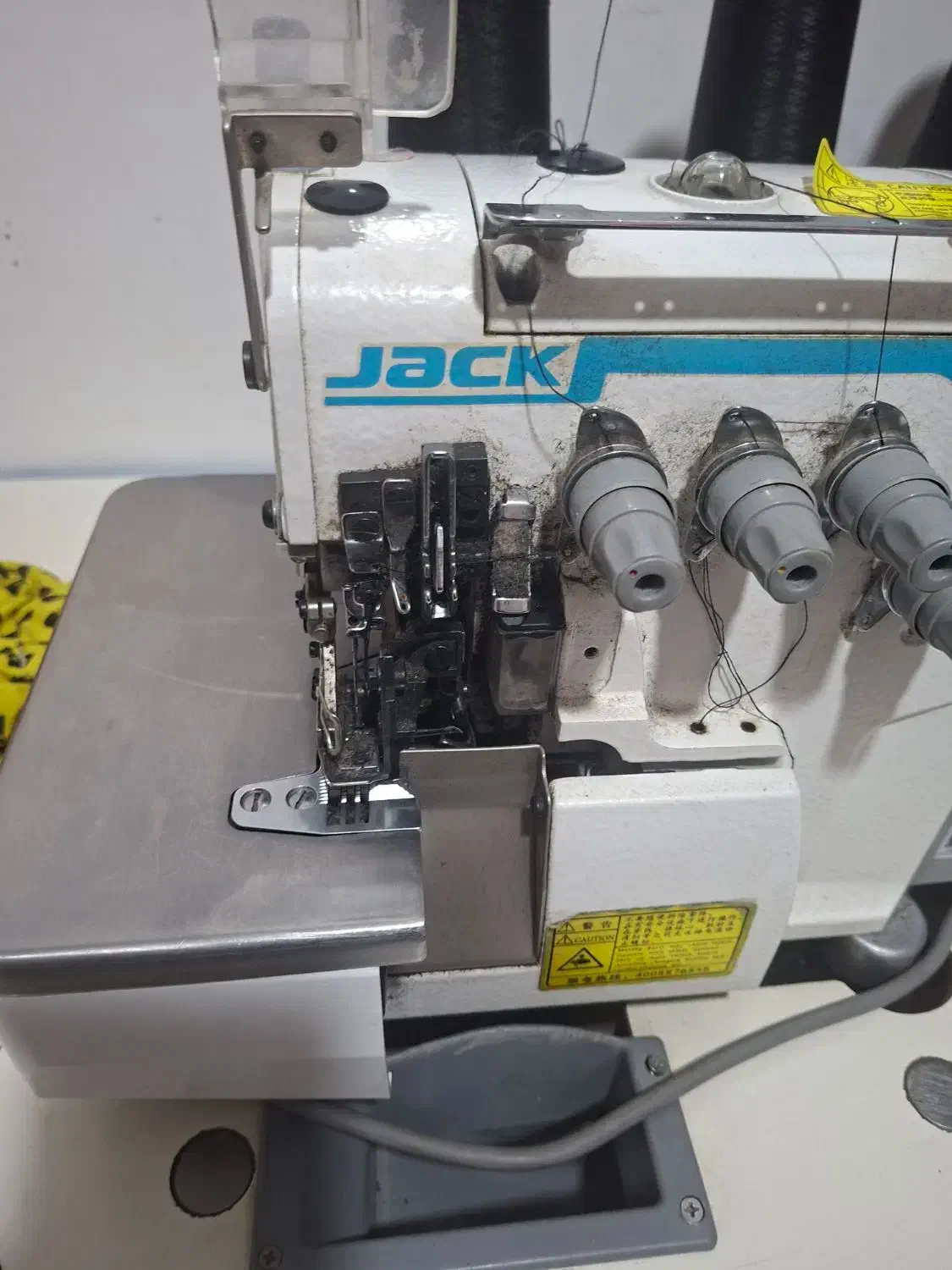 در حد نو|چرخ خیاطی و ریسندگی|چهارباغ, |دیوار