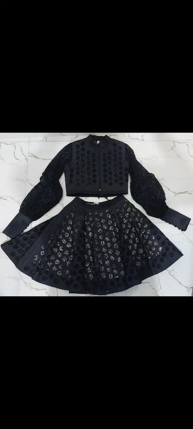 لباس نو|لباس|مشگین شهر, |دیوار