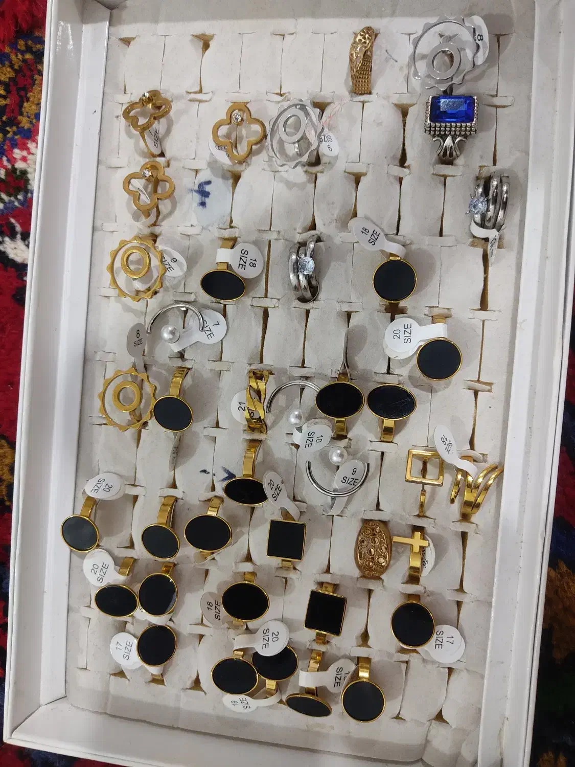 مقداری انگشتر بفروش میرسد|بدلیجات|اهر, |دیوار