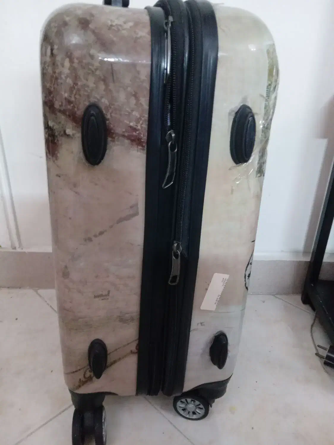 چمدان|کیف، کفش، کمربند|ارومیه, |دیوار