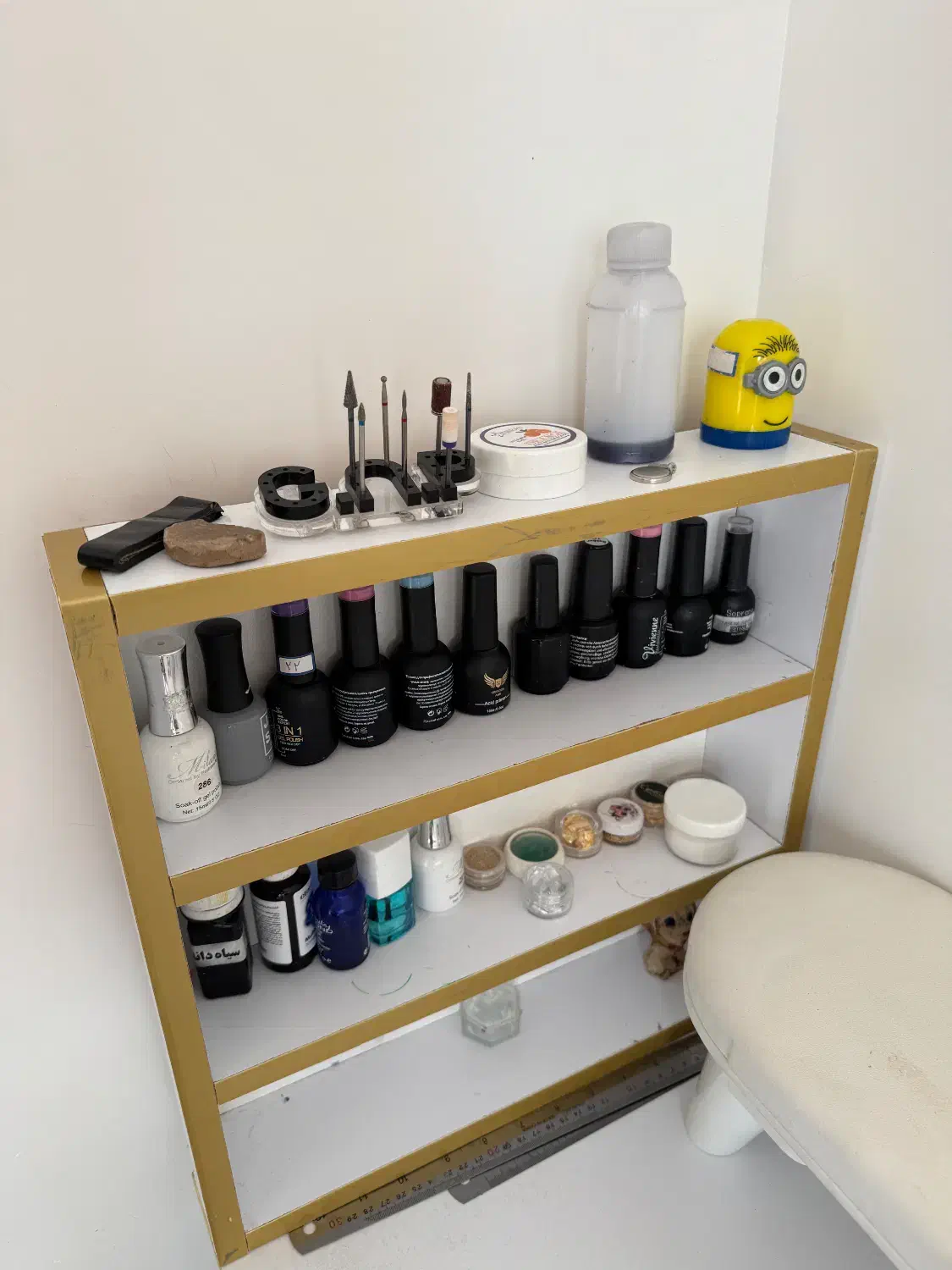 فروش فوق العاده میز و قفسه لاک ژل و لوازم ناخن|آرایشگاه و سالنهای زیبایی|لنگرود, |دیوار