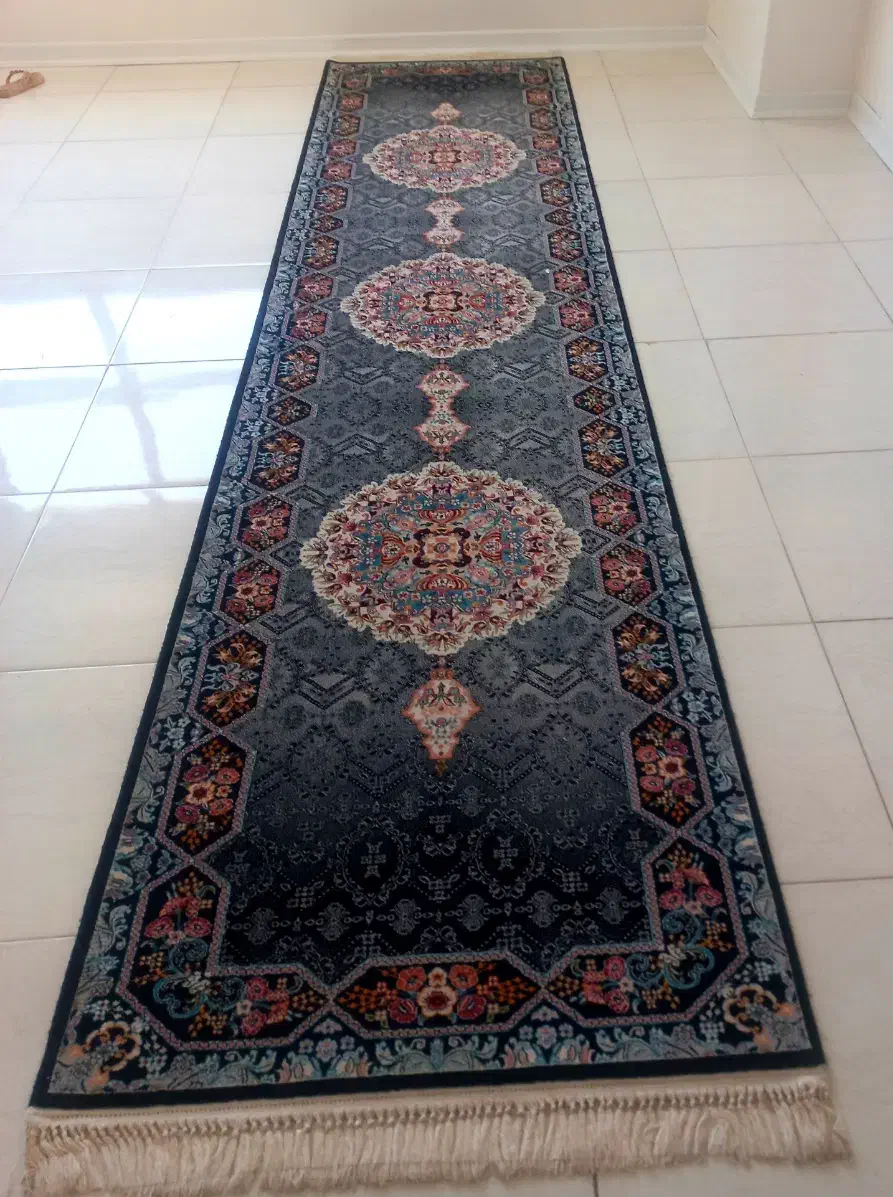 کناره فرش و قالیچه گرد|فرش|شیراز, شهرک ولیعصر|دیوار