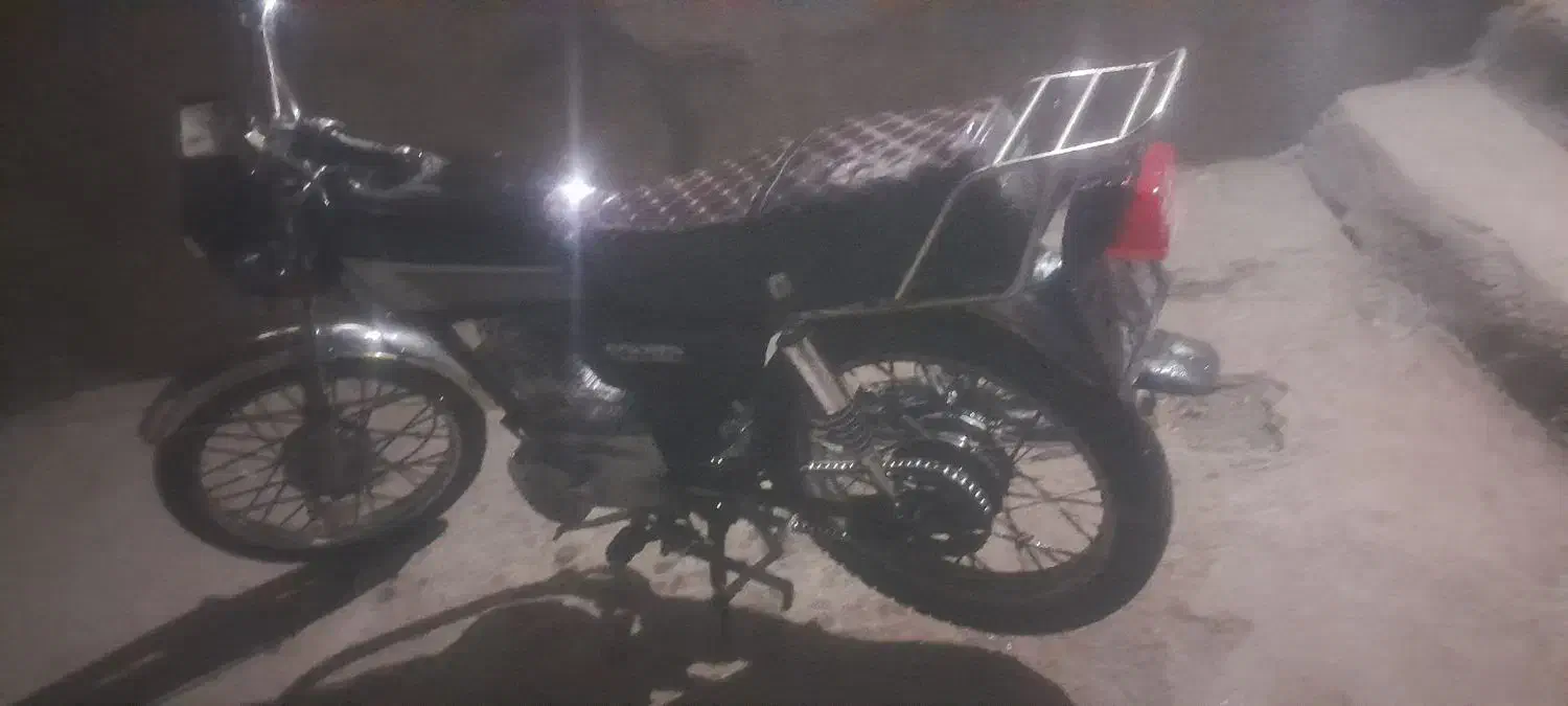 س پلاک قدیم هست|موتورسیکلت|مشهد, امام رضا (ع)|دیوار