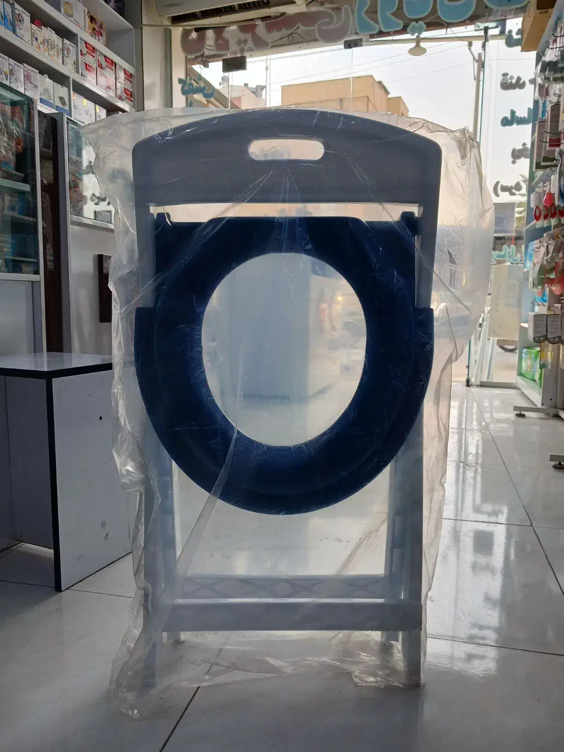 توالت فرنگی و حمامی و مسافرتی|لوازم سرویس بهداشتی|بهبهان, |دیوار