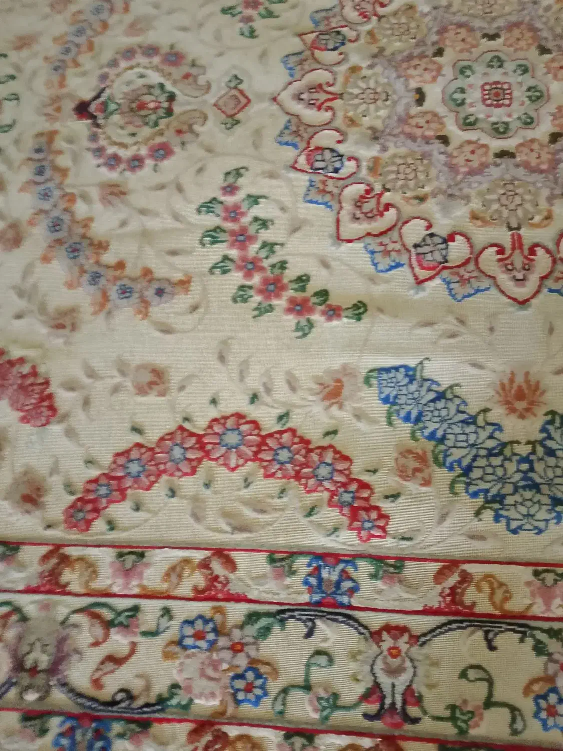 فرش نخ طلا ابریشمی|فرش|فردیس, نگارستان|دیوار